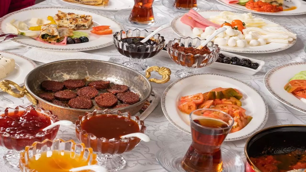 Bakanlık Uyardı: Bu 19 Markaya Dikkat! Kahvaltı Sofralarında Büyük Tehlike
